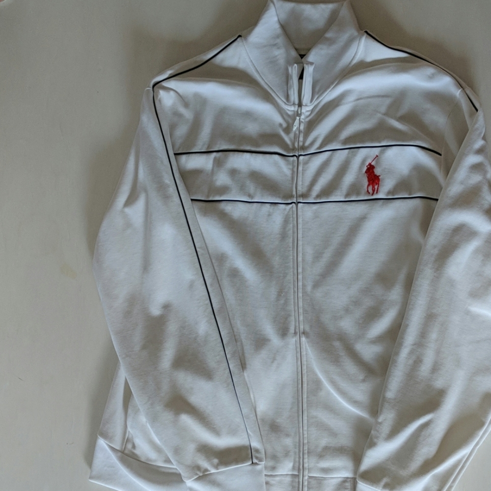White Polo sweatshirt